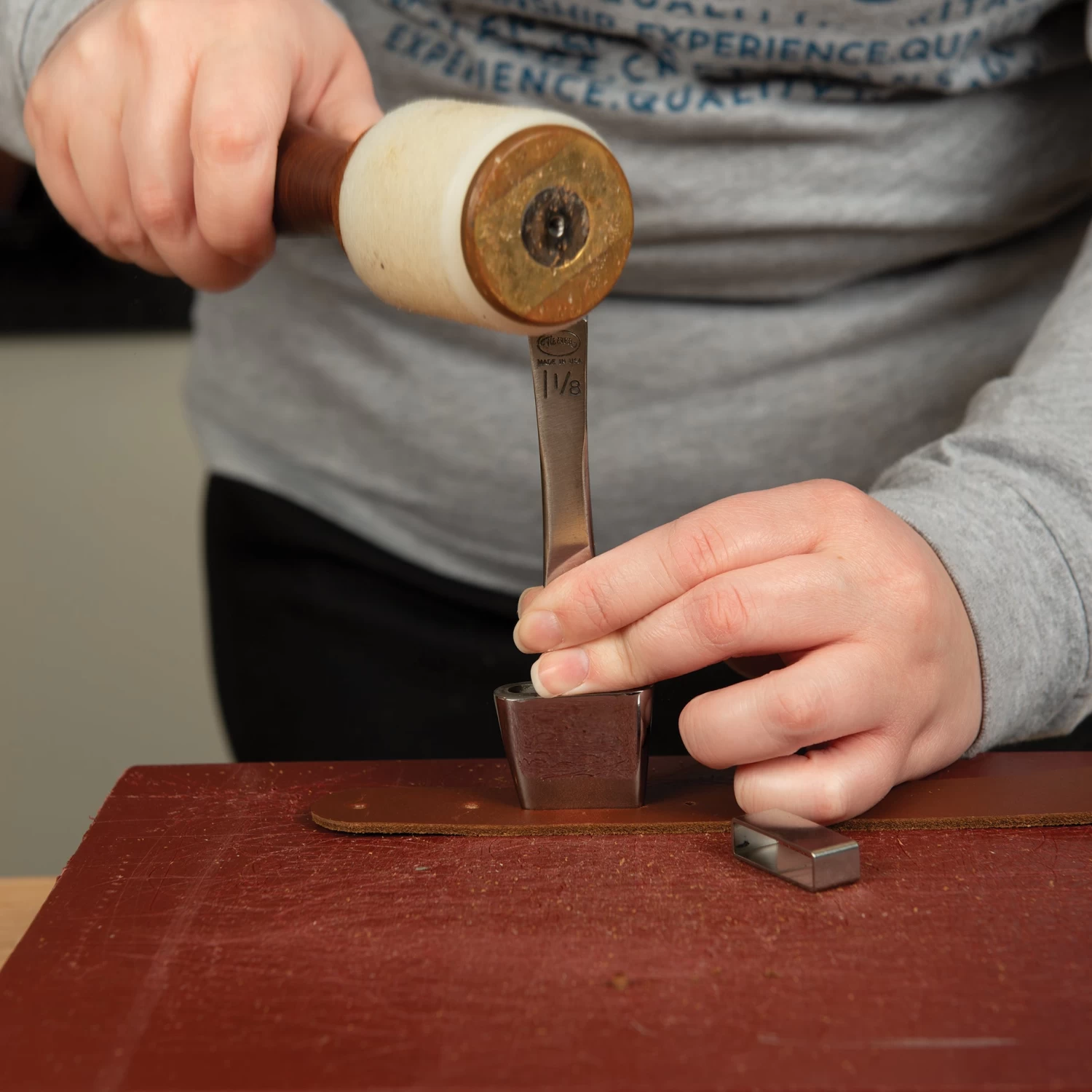 Master Tool Oblong Leather Punch 4 Master Tool Oblong Leather Punch - Image 4