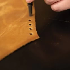 Heritage® Hole Punch Set 10 Heritage® Hole Punch Set -Leather Craft Shop 091083SC5 656190 6062copy ffa132d9 e5b8 48a5 bb7c 3917c8a28ea0