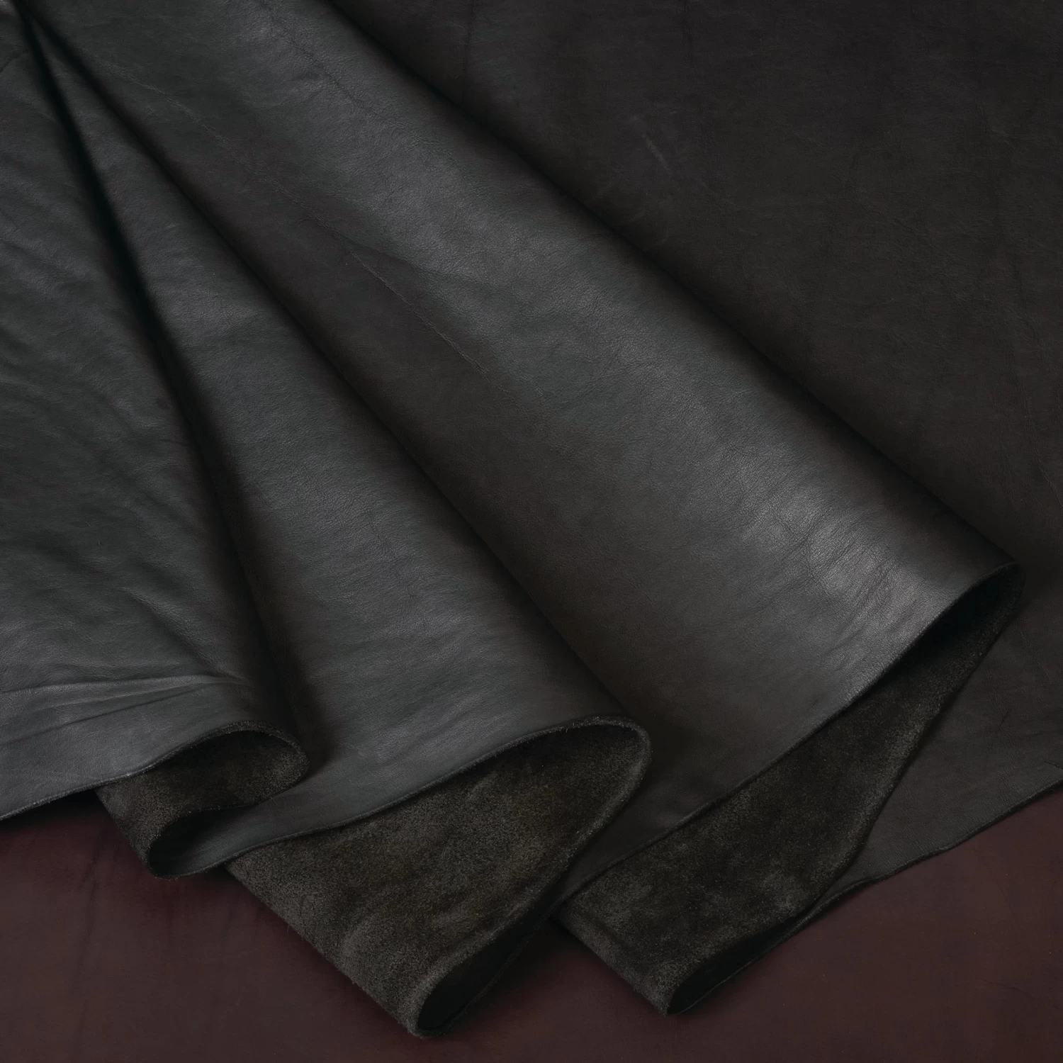 Hermann Oak® Heritage 1881 Top Grain Leather, 4 To 5 Oz. 9 Hermann Oak® Heritage 1881 Top Grain Leather, 4 To 5 Oz. - Image 9