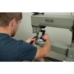 Weaver 205 Sewing Machine, Complete With Stand And Servo Motor 13 Weaver 205 Sewing Machine, Complete With Stand And Servo Motor -Leather Craft Shop 65 8080 2