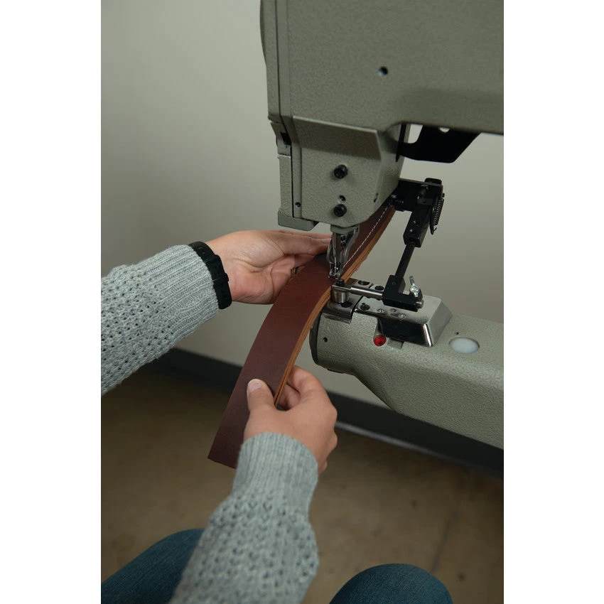 Weaver 205 Sewing Machine, Complete With Stand And Servo Motor 8 Weaver 205 Sewing Machine, Complete With Stand And Servo Motor - Image 8