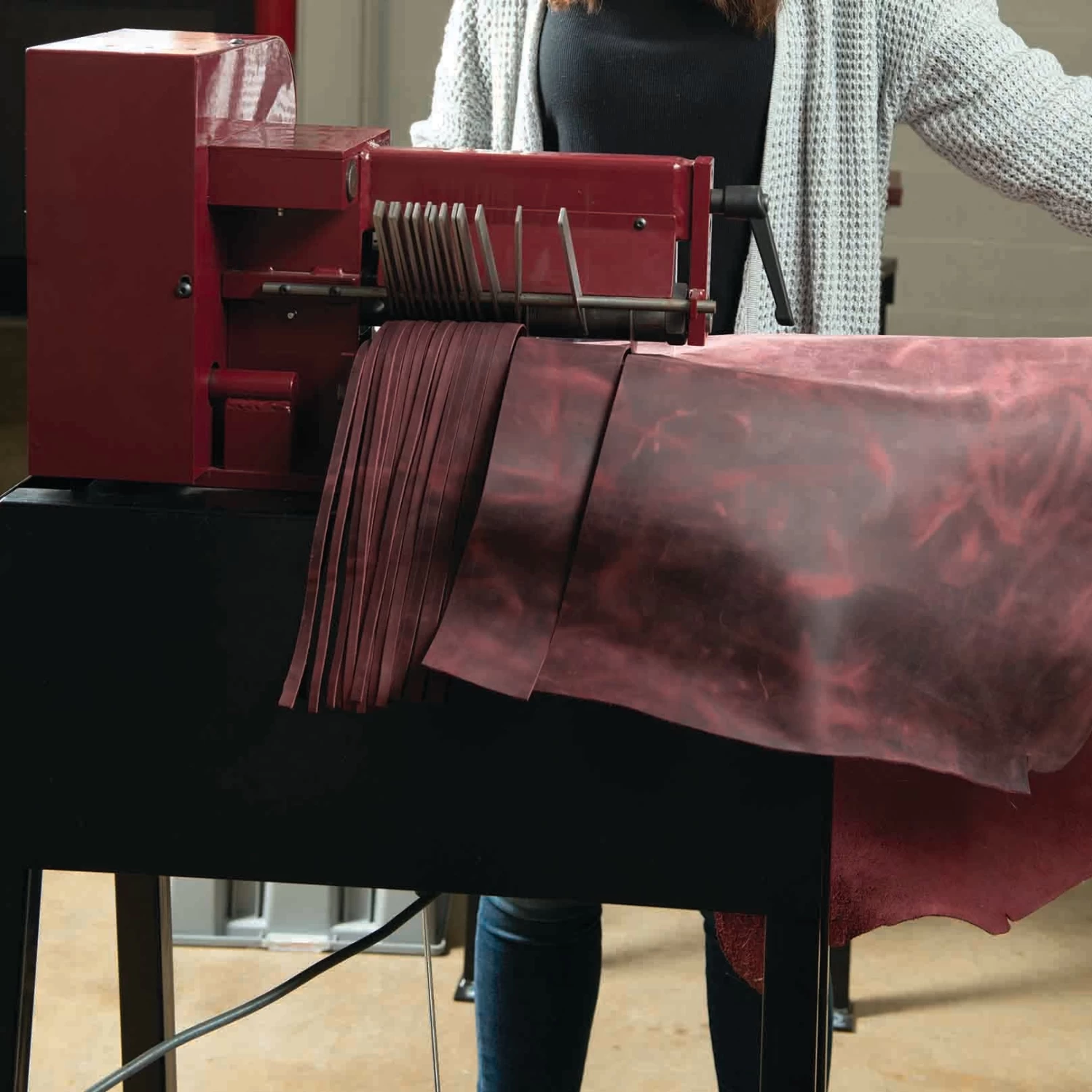 Master Tool Motorized Strap Cutter 8 Master Tool Motorized Strap Cutter - Image 8