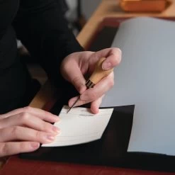 Scratch Awl With Wooden Handle -Leather Craft Shop 654110 6598500 5418copy