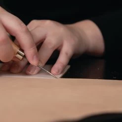 Scratch Awl With Wooden Handle -Leather Craft Shop 654110 6598500 5439copy