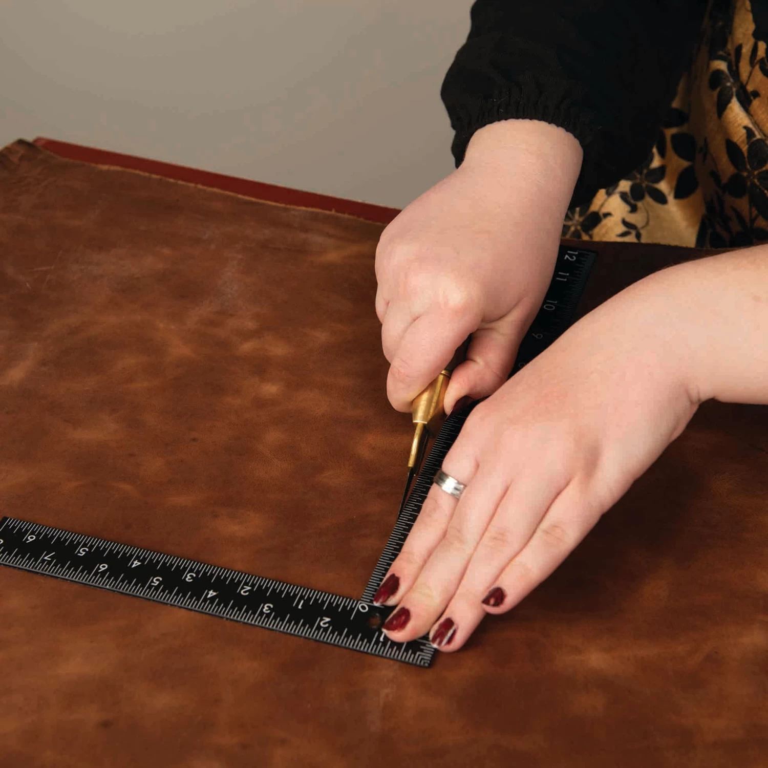 Casa Blanca Pull-Up Double Shoulders, 3-4 Oz. 7 Casa Blanca Pull-Up Double Shoulders, 3-4 Oz. - Image 7