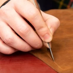 Leather Craft Knife By Fedeca -Leather Craft Shop fedecaknifeinuse