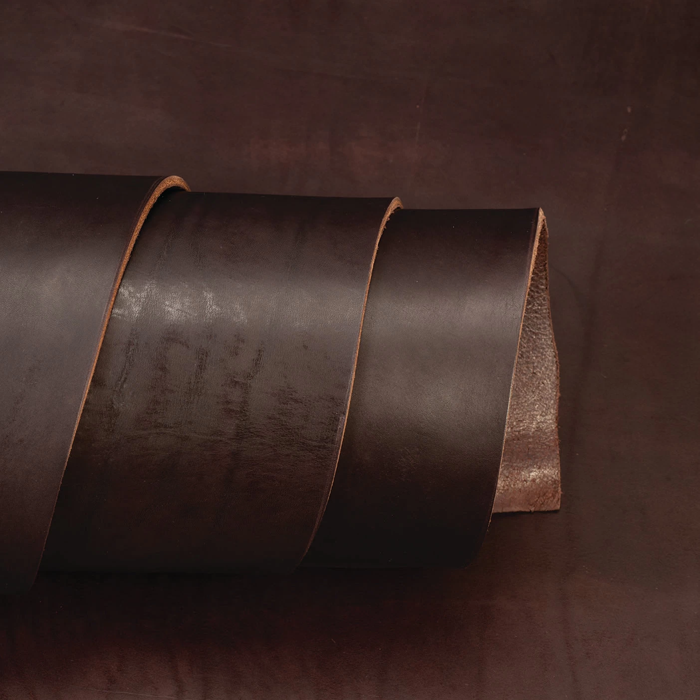 CHAHINLEATHER® English Bridle Leather, Double Shoulders 3 CHAHINLEATHER® English Bridle Leather, Double Shoulders - Image 3