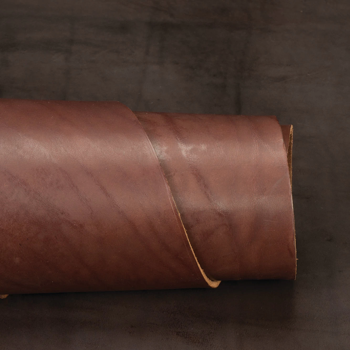 CHAHINLEATHER® English Bridle Leather, Double Shoulders 5 CHAHINLEATHER® English Bridle Leather, Double Shoulders - Image 5